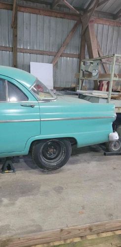 Ford-Sedan-1955-4