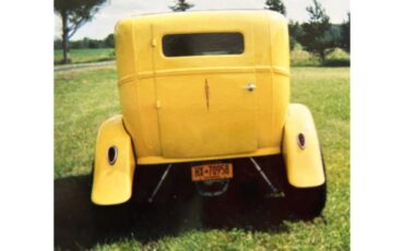 Ford-Sedan-delivery-1929-Yellow-and-black-Yellow-and-black-3