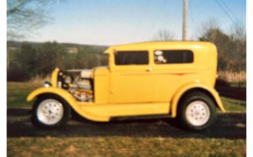 Ford-Sedan-delivery-1929-Yellow-and-black-Yellow-and-black