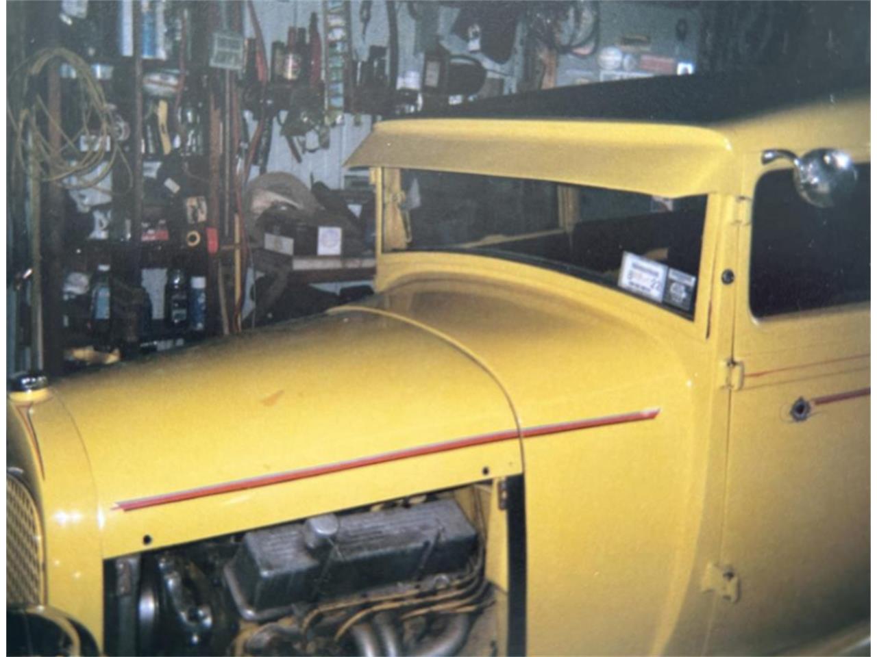 Ford-Sedan-delivery-1929-Yellow-and-black-Yellow-and-black-6