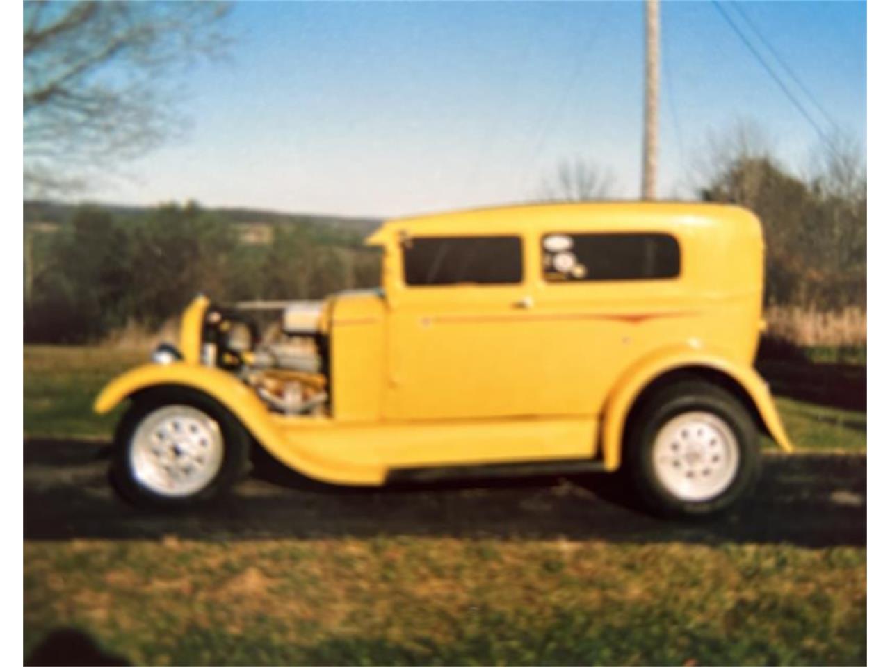 Ford-Sedan-delivery-1929-Yellow-and-black-Yellow-and-black