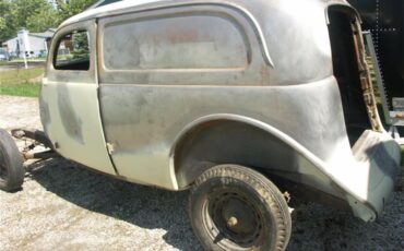 Ford-Sedan-delivery-1937-No-Rust-1