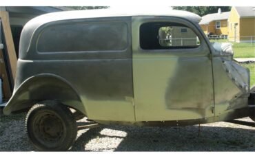 Ford-Sedan-delivery-1937-No-Rust-7