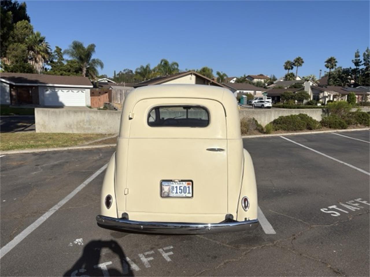 Ford-Sedan-delivery-1940-Beige-Beige-6