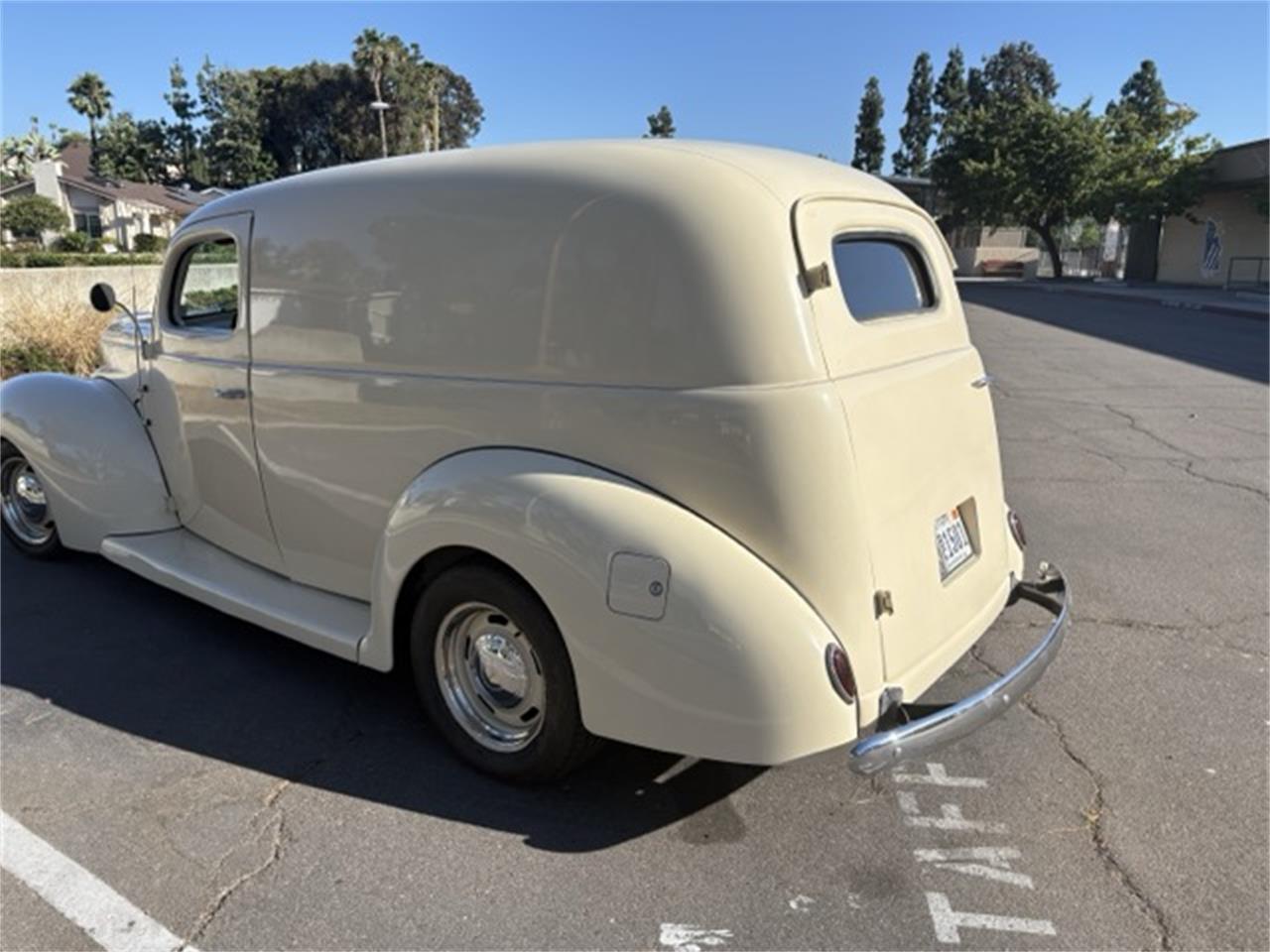 Ford-Sedan-delivery-1940-Beige-Beige-7