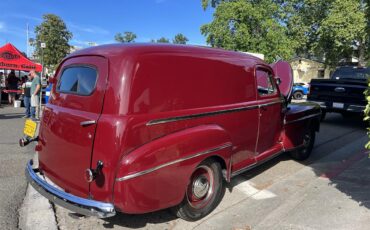Ford-Sedan-delivery-1947-Burgundy-Grey-4
