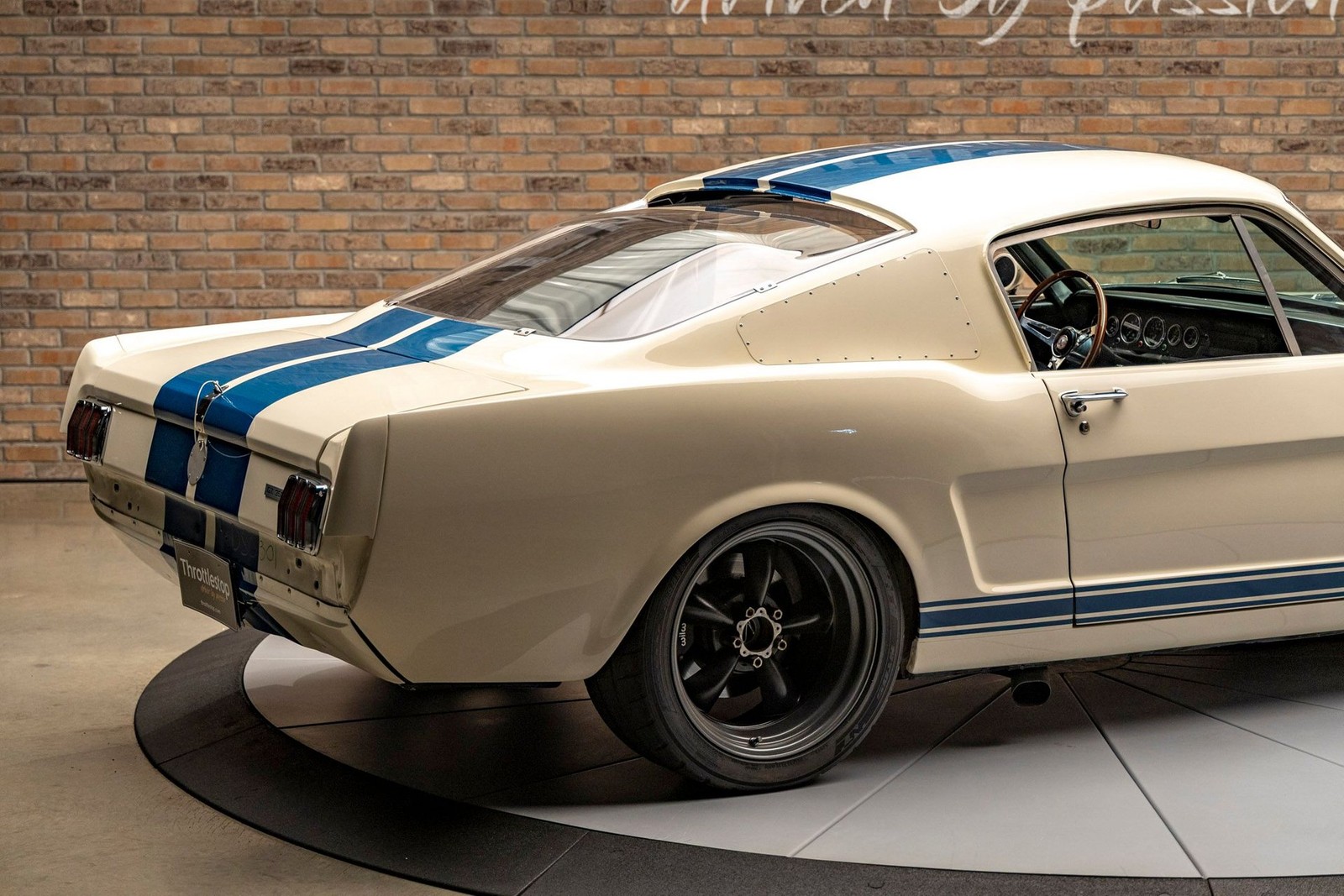 Ford-Shelby-GT350-1966-Coupe-12