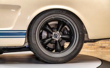Ford-Shelby-GT350-1966-Coupe-15