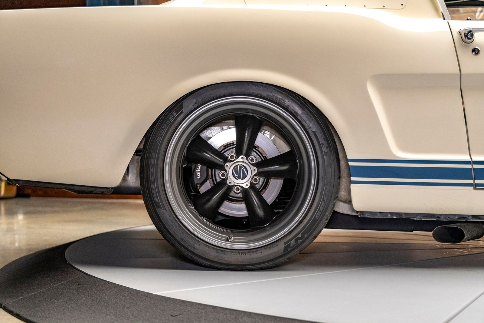 Ford-Shelby-GT350-1966-Coupe-16