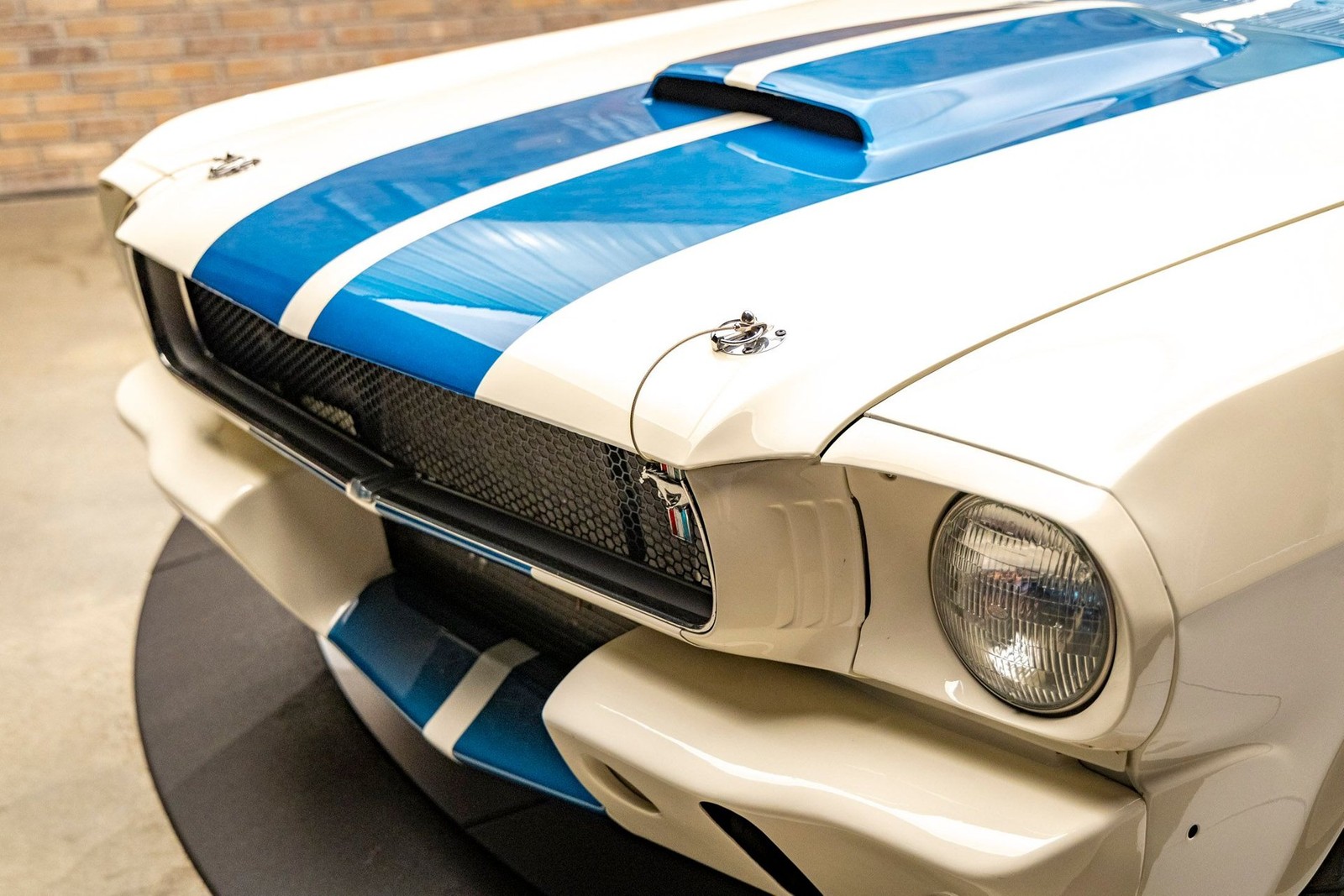 Ford-Shelby-GT350-1966-Coupe-19