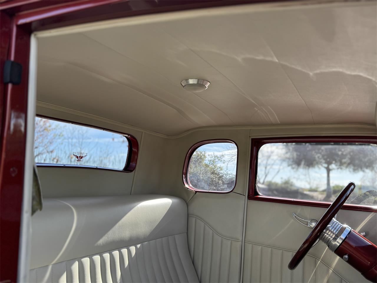 Ford-Special-1932-Copper-White-25