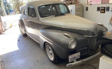 Ford-Special-deluxe-1941-Silver-3