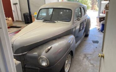 Ford-Special-deluxe-1941-Silver