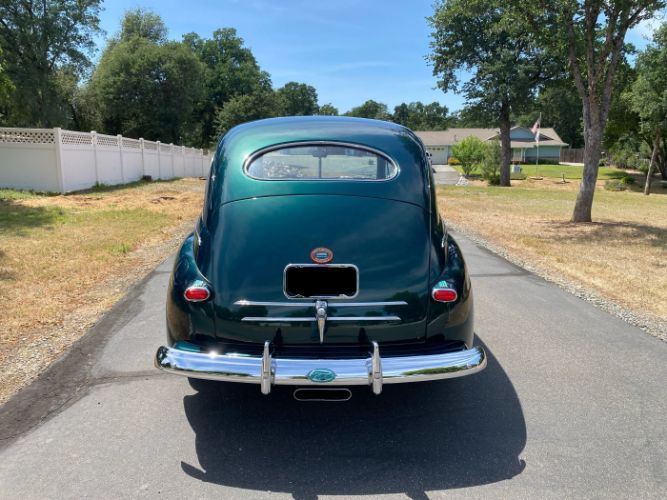 Ford-Special-deluxe-1946-Dark-Emerald-Green-2