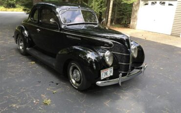 Ford-Standard-1939-Black-Tan-10