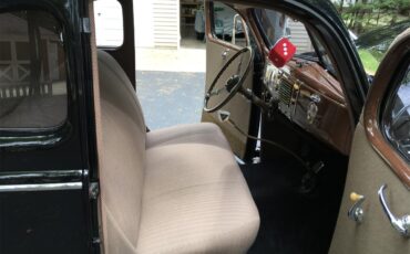Ford-Standard-1939-Black-Tan-2