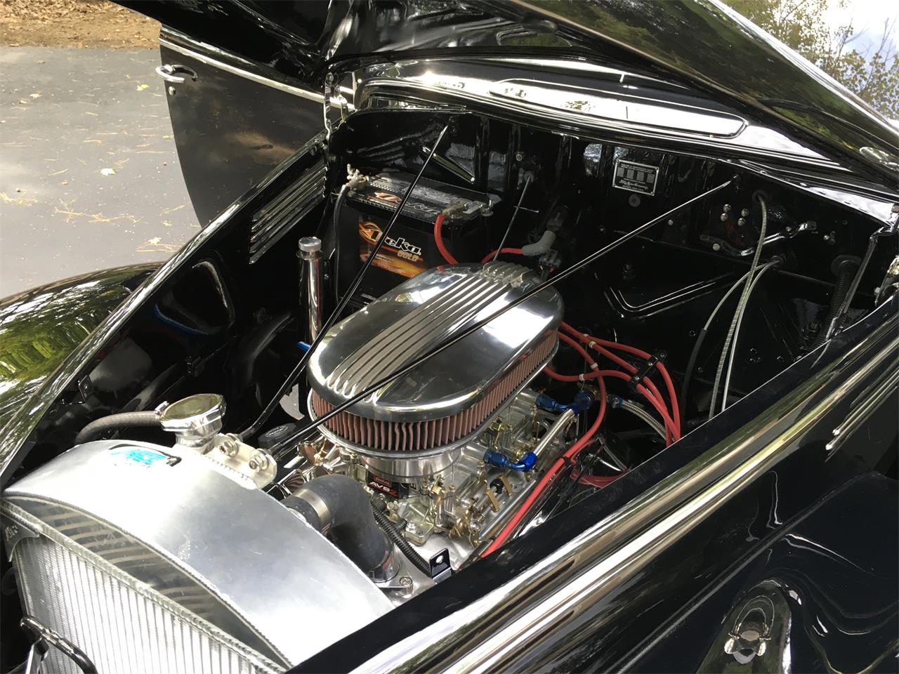 Ford-Standard-1939-Black-Tan-8