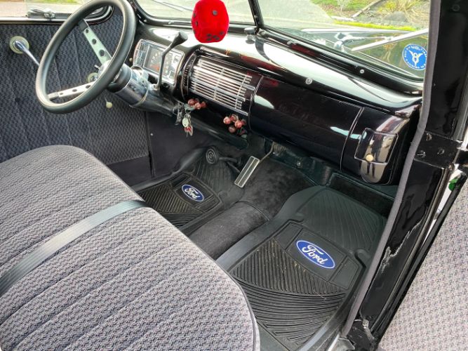 Ford-Standard-1940-Black-Gray-9