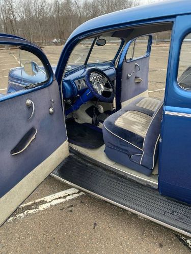 Ford-Standard-1940-Blue-12