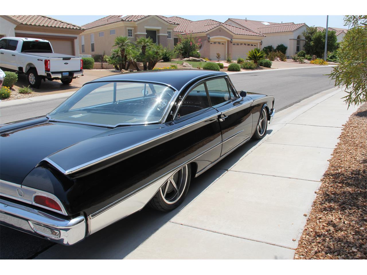 Ford-Starliner-1960-Black-Black-2
