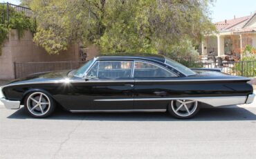 Ford-Starliner-1960-Black-Black
