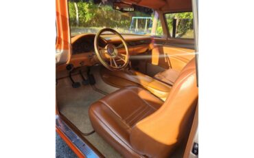 Ford-Station-wagon-1957-Orange-and-champagne-Tan-leather-4