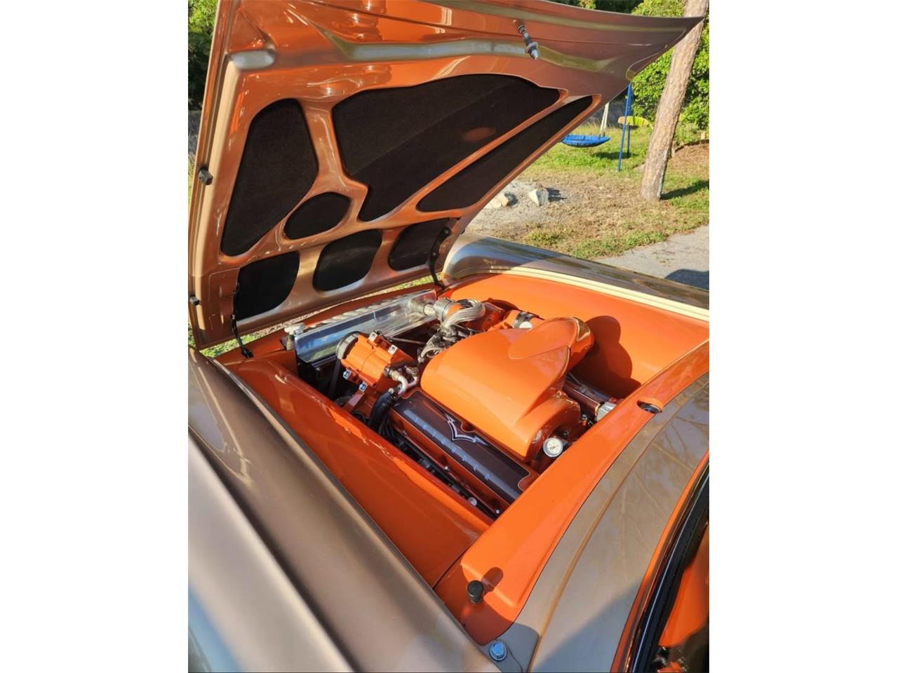 Ford-Station-wagon-1957-Orange-and-champagne-Tan-leather-6