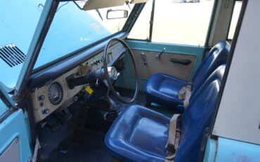Ford-Station-wagon-1967-Frost-Turquoise-Frost-Turquoise-31
