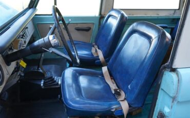 Ford-Station-wagon-1967-Frost-Turquoise-Frost-Turquoise-6