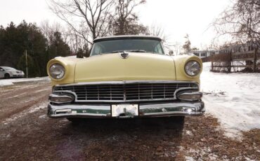 Ford-Sunliner-1956-Yellow-BlackWhite-1