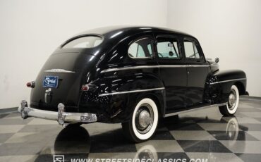 Ford-Super-Deluxe-1948-Sedan-12