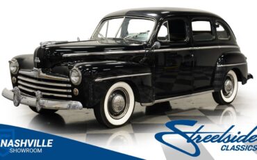 Ford-Super-Deluxe-1948-Sedan