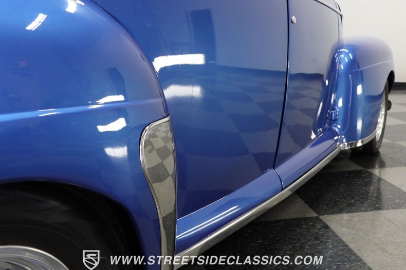 Ford-Super-deluxe-1941-Medium-Blue-Metallic-Blue-33