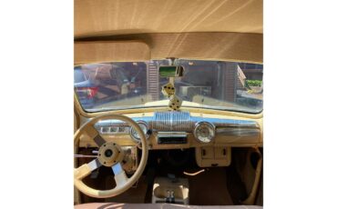 Ford-Super-deluxe-1946-Bamboo-Biege-Tan-5