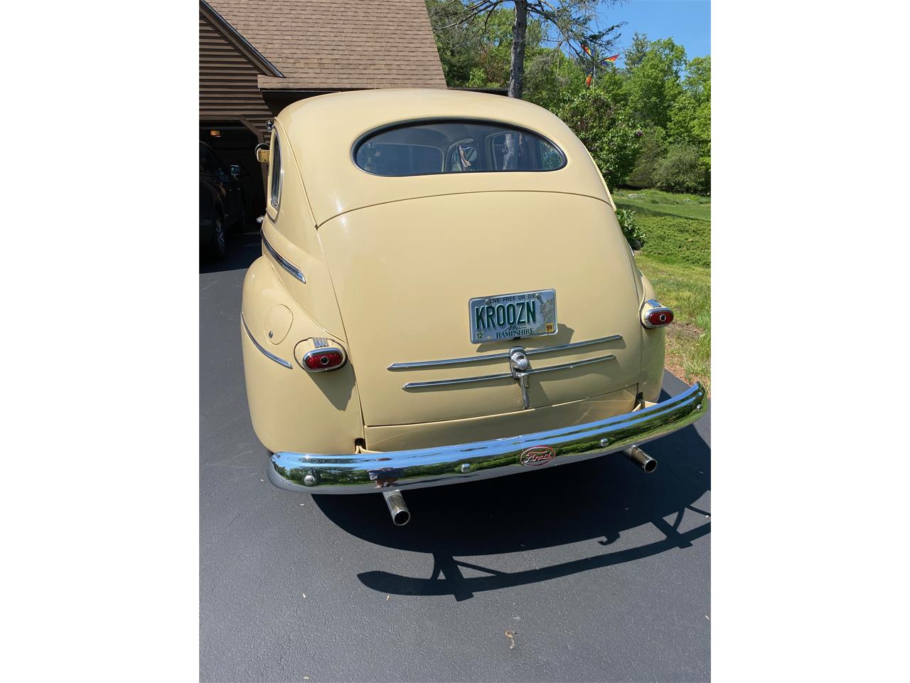 Ford-Super-deluxe-1946-Bamboo-Biege-Tan-8