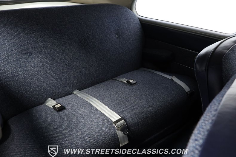 Ford-Super-deluxe-1946-Dark-Blue-Blue-11