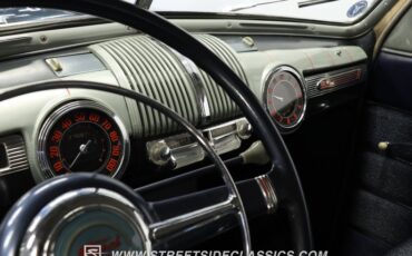 Ford-Super-deluxe-1946-Dark-Blue-Blue-17