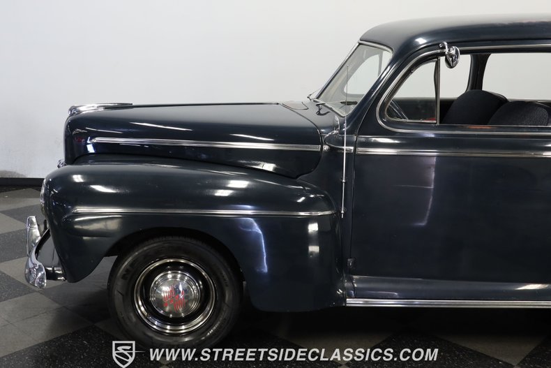 Ford-Super-deluxe-1946-Dark-Blue-Blue-20