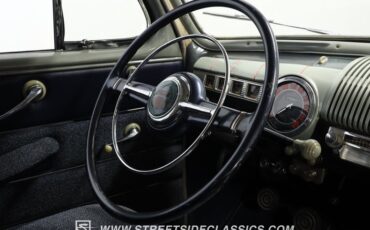 Ford-Super-deluxe-1946-Dark-Blue-Blue-46