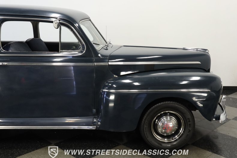 Ford-Super-deluxe-1946-Dark-Blue-Blue-7