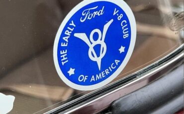 Ford-Super-deluxe-1946-MaroonTan-Top-Tan-VinylCloth-7