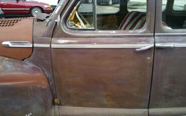 Ford-Super-deluxe-1947-Brown-Tan-10