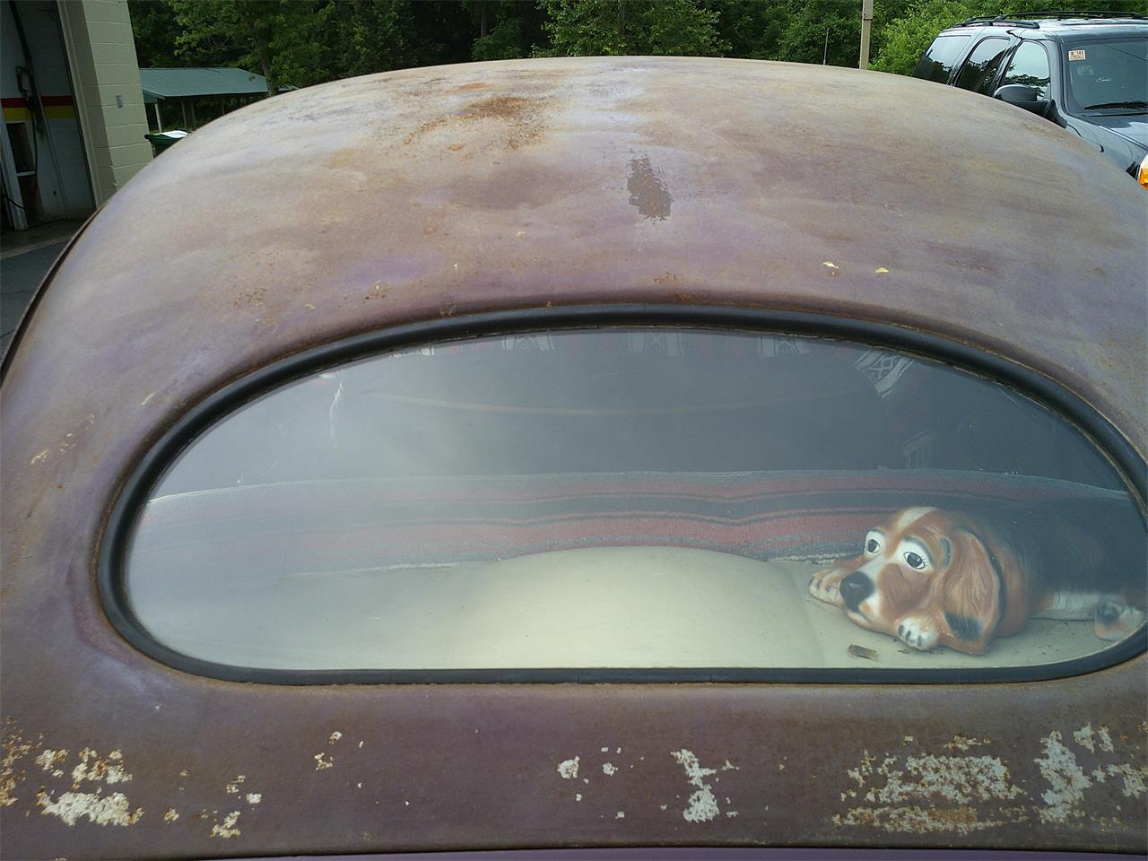 Ford-Super-deluxe-1947-Brown-Tan-13