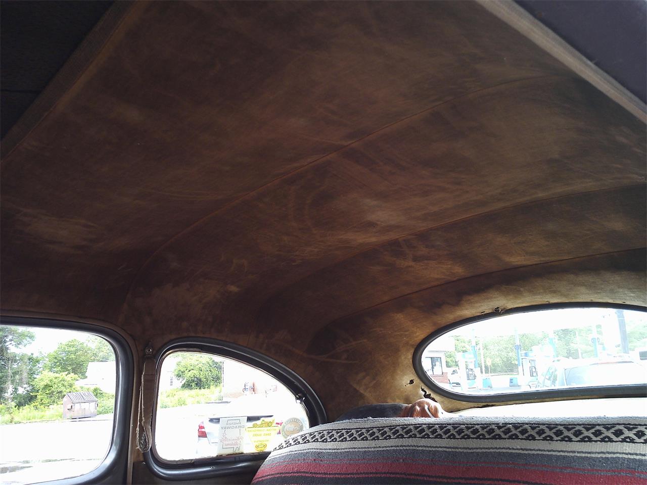 Ford-Super-deluxe-1947-Brown-Tan-19
