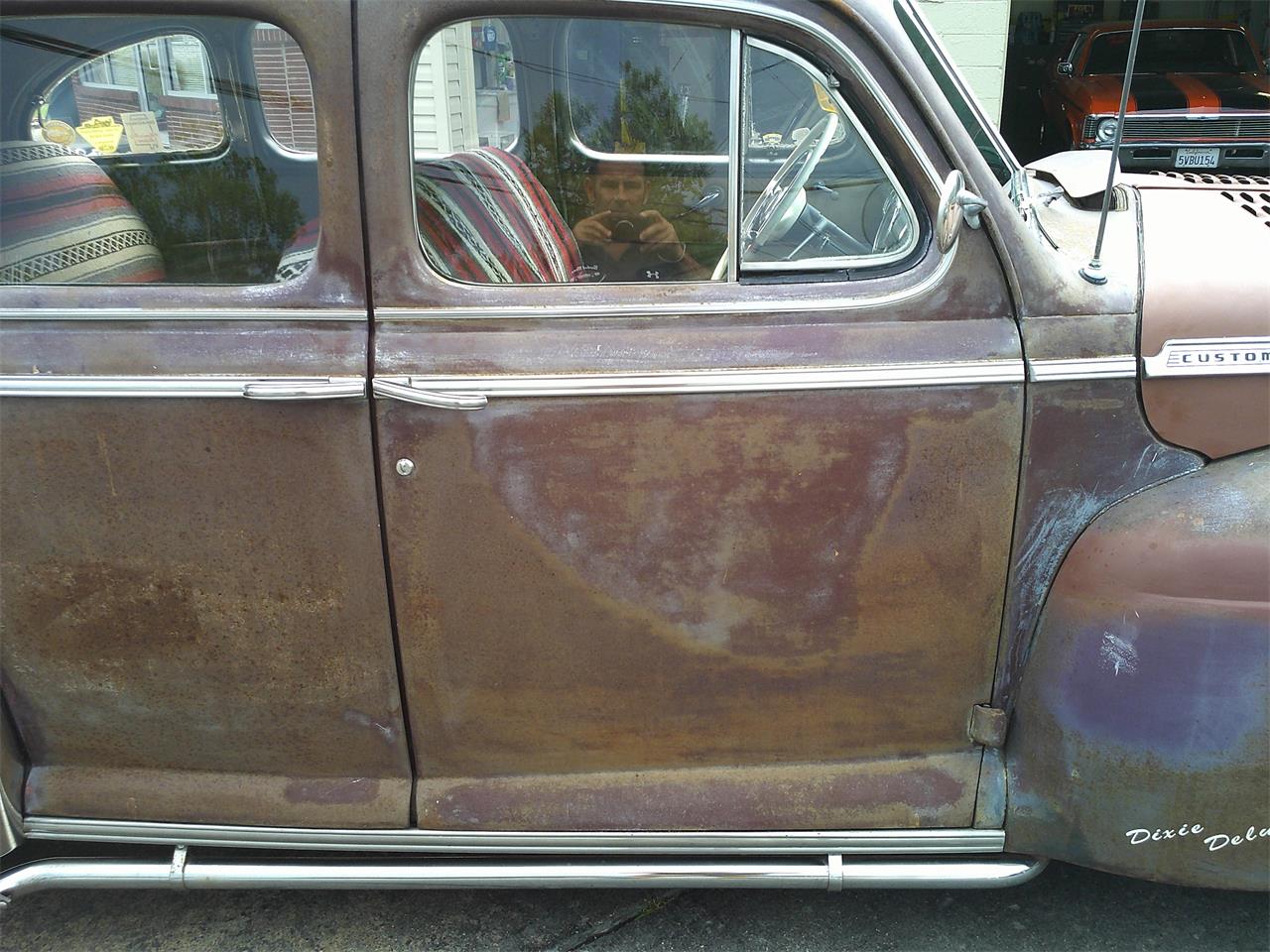 Ford-Super-deluxe-1947-Brown-Tan-41