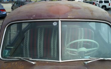 Ford-Super-deluxe-1947-Brown-Tan-5