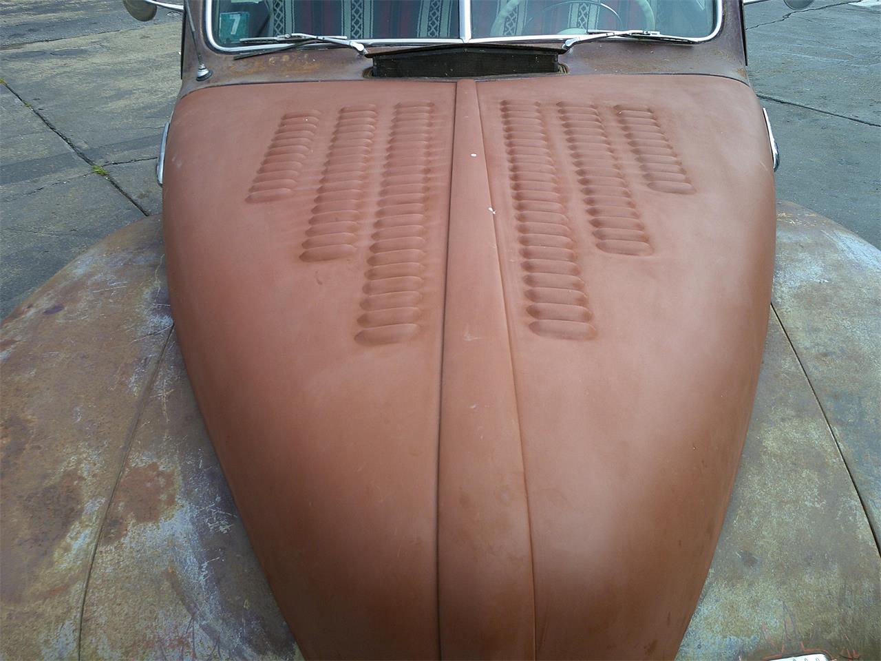 Ford-Super-deluxe-1947-Brown-Tan-6