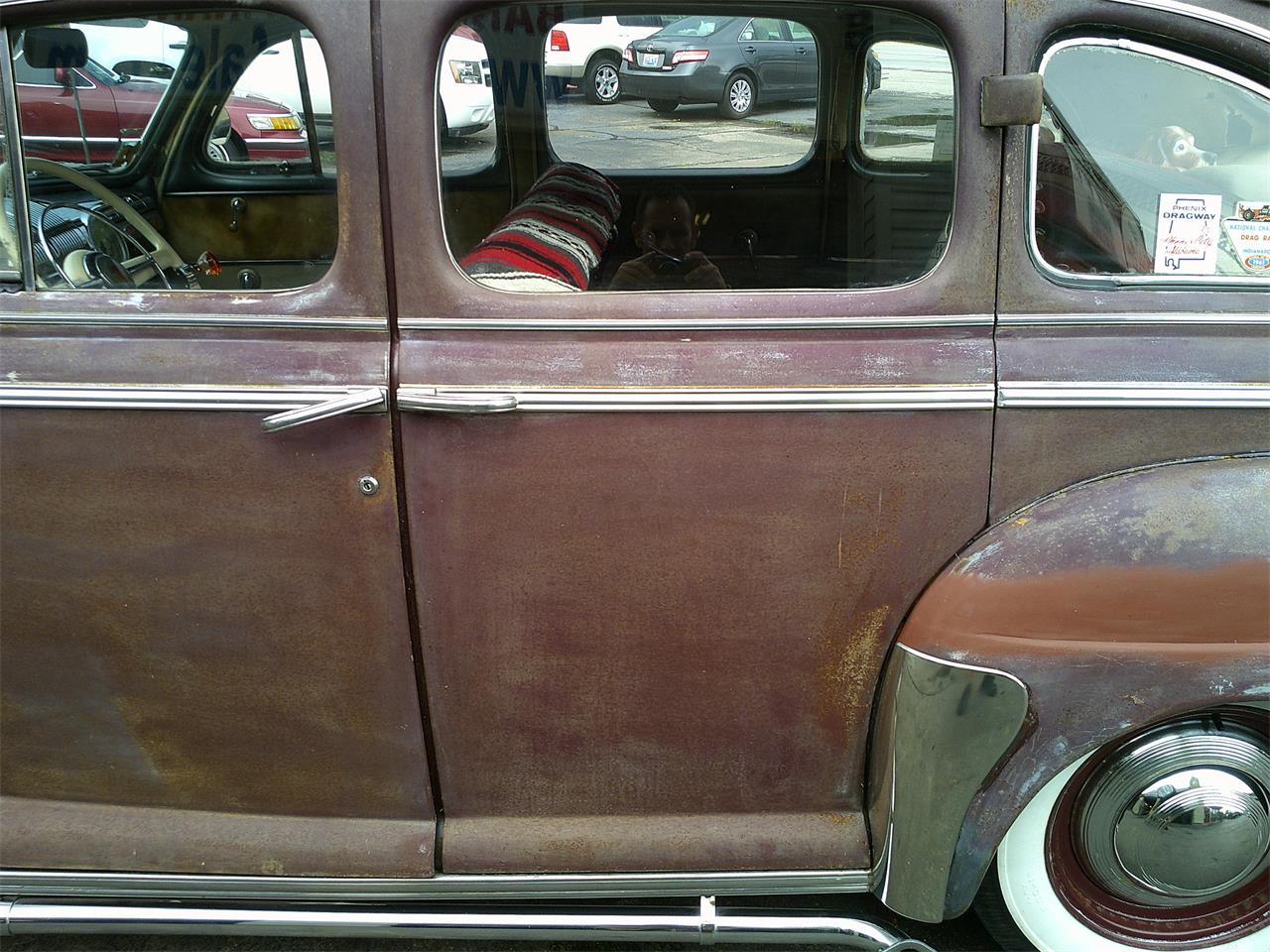 Ford-Super-deluxe-1947-Brown-Tan-7