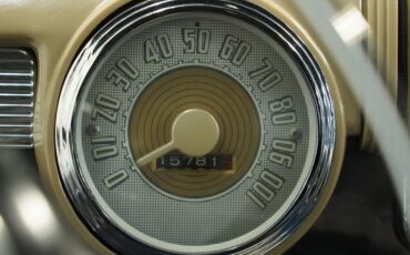 Ford-Super-deluxe-1947-Dark-Blue-Gray-38