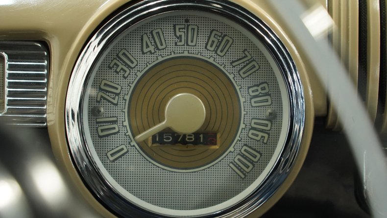 Ford-Super-deluxe-1947-Dark-Blue-Gray-38